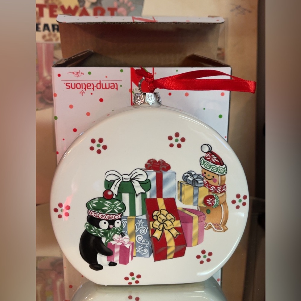 Temp-Tations Festive Ornament